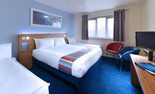 Отель Travelodge Limerick Лимерик Семейный номер-4